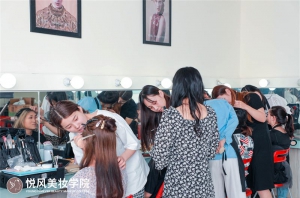 南京学化妆？选化妆学校前有哪些问题要考虑