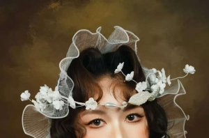 没背景的女孩，靠什么在大城市扎下根？