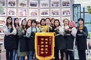 判断一家化妆学校好不好，先看这4个细！