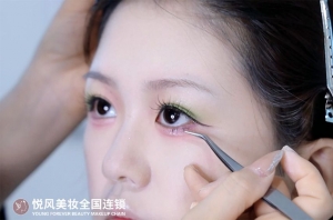 以美为舟，逐梦梦想：悦风美妆学习手记